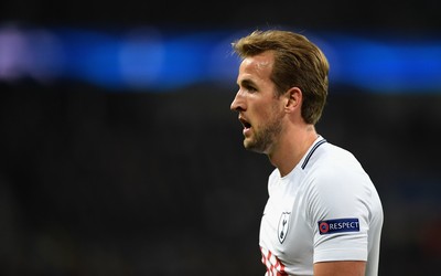 浩瀚电竞热评-C罗助攻队友头球破门